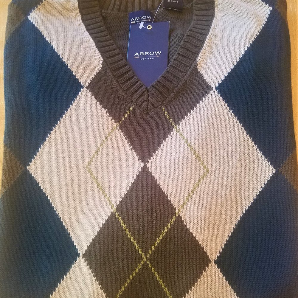 Classic Argyle Men's (Lg) Arrow V-Neck Sweater - NEW!